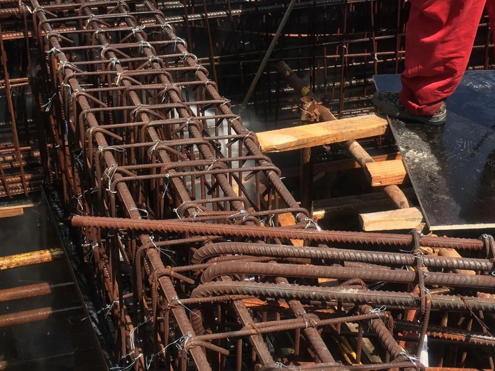 工地鋼筋生銹怎么辦？